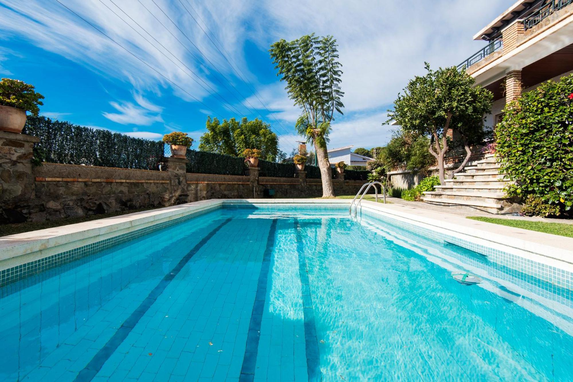 Queen Of The Ocean Villa: Stately Style House With Pool 말라가 외부 사진